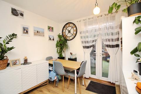 3 bedroom semi-detached house for sale, Winstanley Drive, Braunstone, LE3