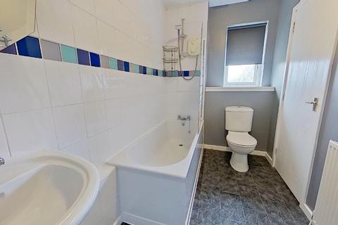 2 bedroom terraced house to rent, Nicol Place, Broxburn, West Lothian, EH52