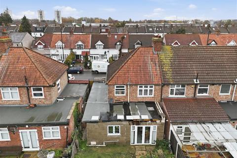 3 bedroom end of terrace house for sale, Durants Road, Enfield
