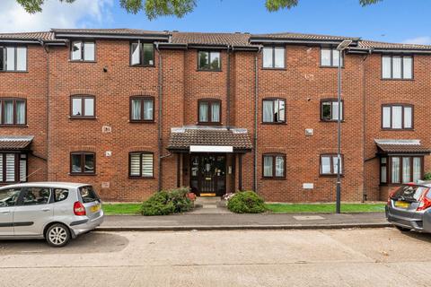 2 bedroom flat to rent, Marsh Lane, Stanmore HA7