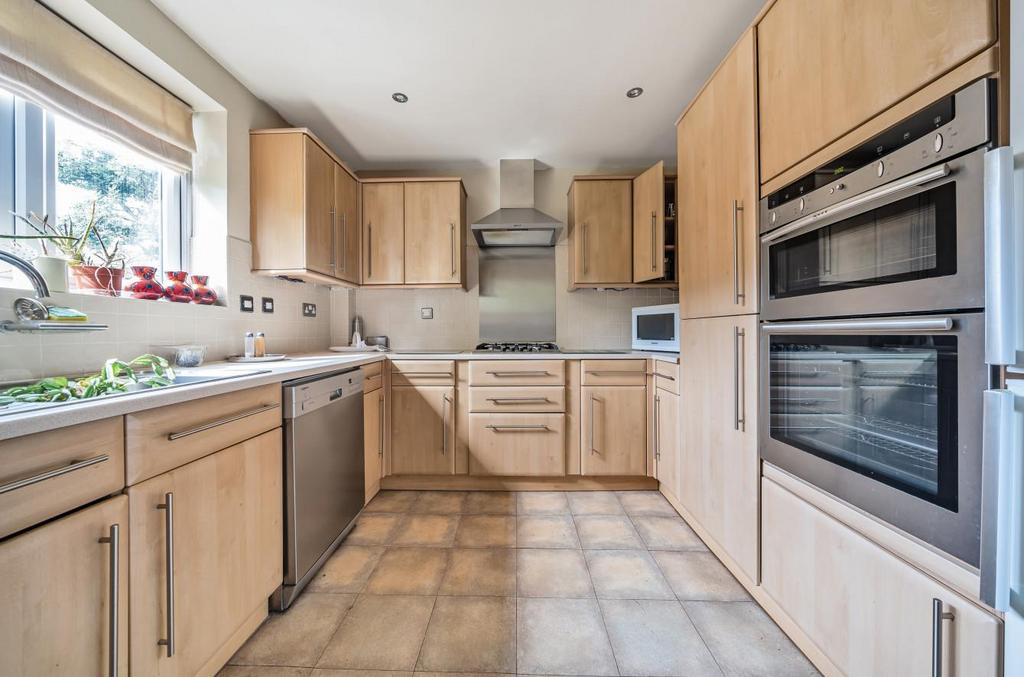 Davidson Frost-Wellings, DFW, Marsh Lane, Stanmore