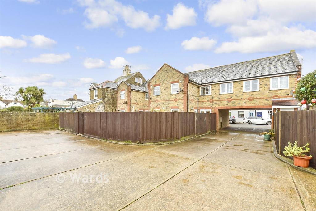 Driveway/Parking