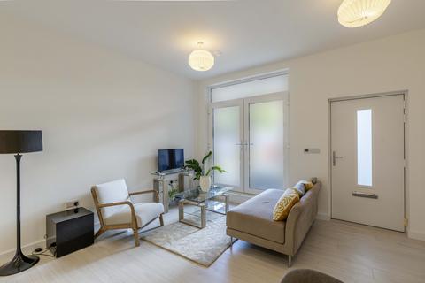 1 bedroom flat for sale, St Catherine's Place, Bristol BS3