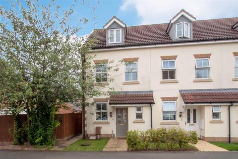 undefined, Ravel Close, Stamford