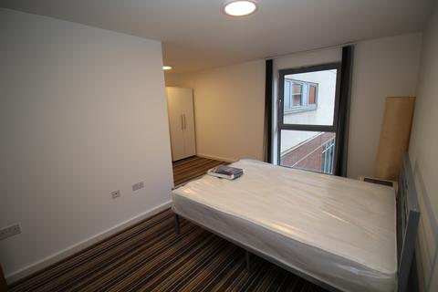 2 bedroom flat to rent, 1c Elmira Way, Salford, M5