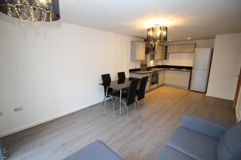 2 bedroom flat to rent, 1c Elmira Way, Salford, M5