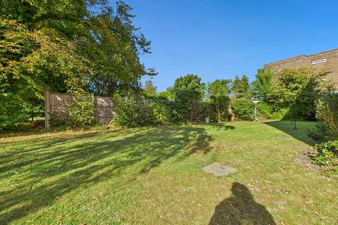 undefined, Willow Grove, Chislehurst BR7