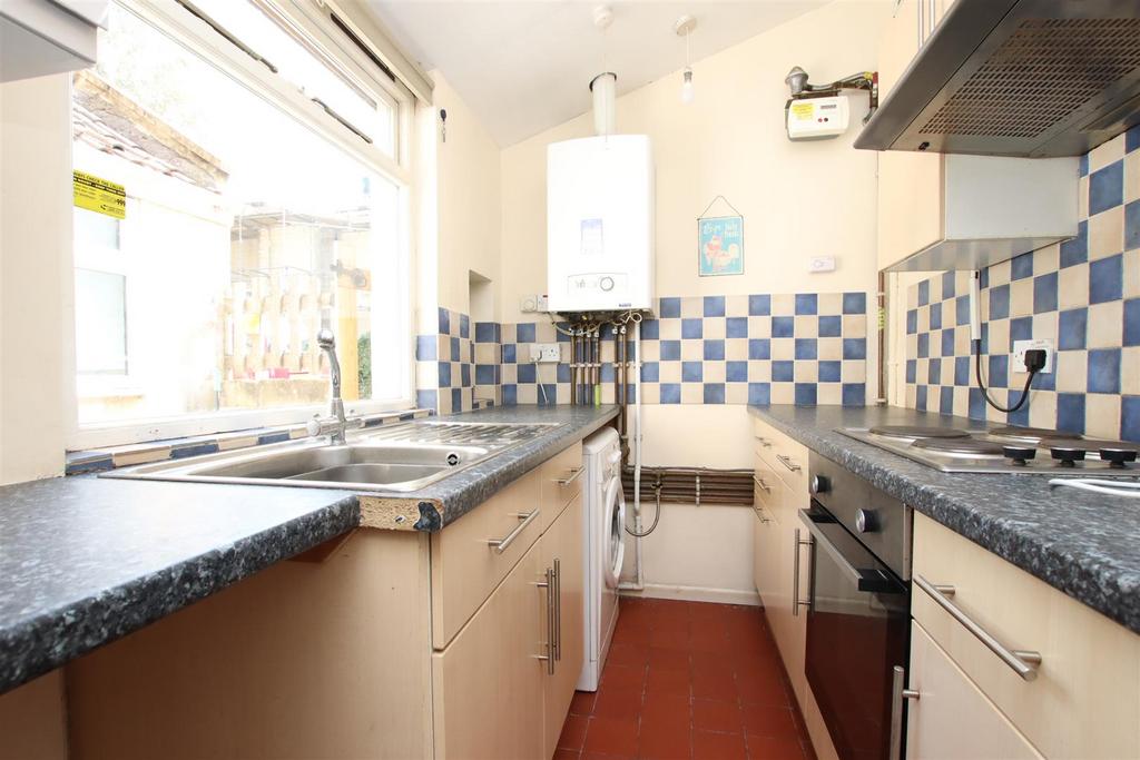 Kitchen.JPG