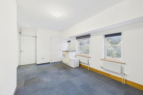 1 bedroom house of multiple occupation to rent, Room, The Clock House, Frogmoor, High Wycombe, Buckinghamshire, HP13 5DL