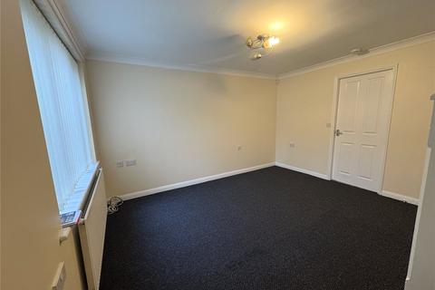 2 bedroom semi-detached house to rent, Shadowbrook Close, Oldham, Greater Manchester, OL1