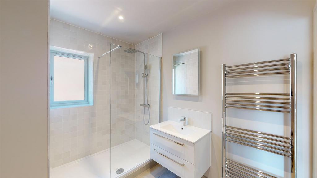 King Edwards Fields 2 Bedroom One En Suite Shower