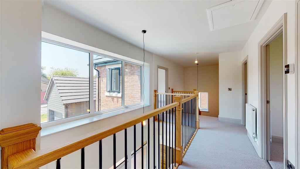 King Edwards Fields 2 Landing 1.jpg