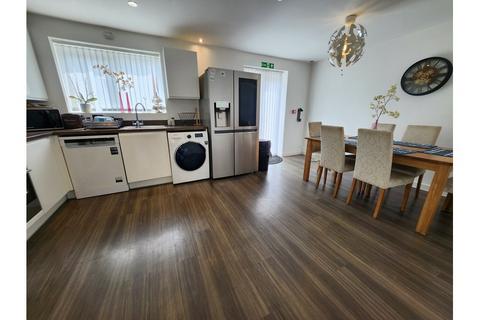 2 bedroom house share to rent, Majestic, Bridgwater, TA6