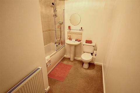 2 bedroom apartment to rent, Monument Court, Nevilles Cross, Durham