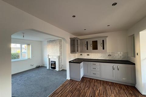 undefined, Longford Grove, Hull