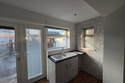 undefined, Longford Grove, Hull
