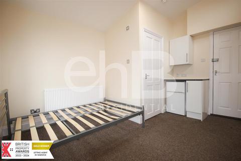undefined, Room - Saltisford, Warwick