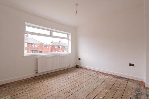 2 bedroom semi-detached house to rent, Moorfield Avenue, Manchester M34