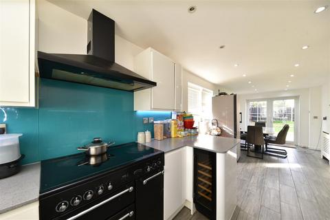 undefined, Jackdaw Close, Stevenage