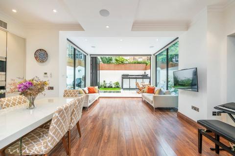 3 bedroom maisonette to rent, Lanark Road, Little Venice, London
