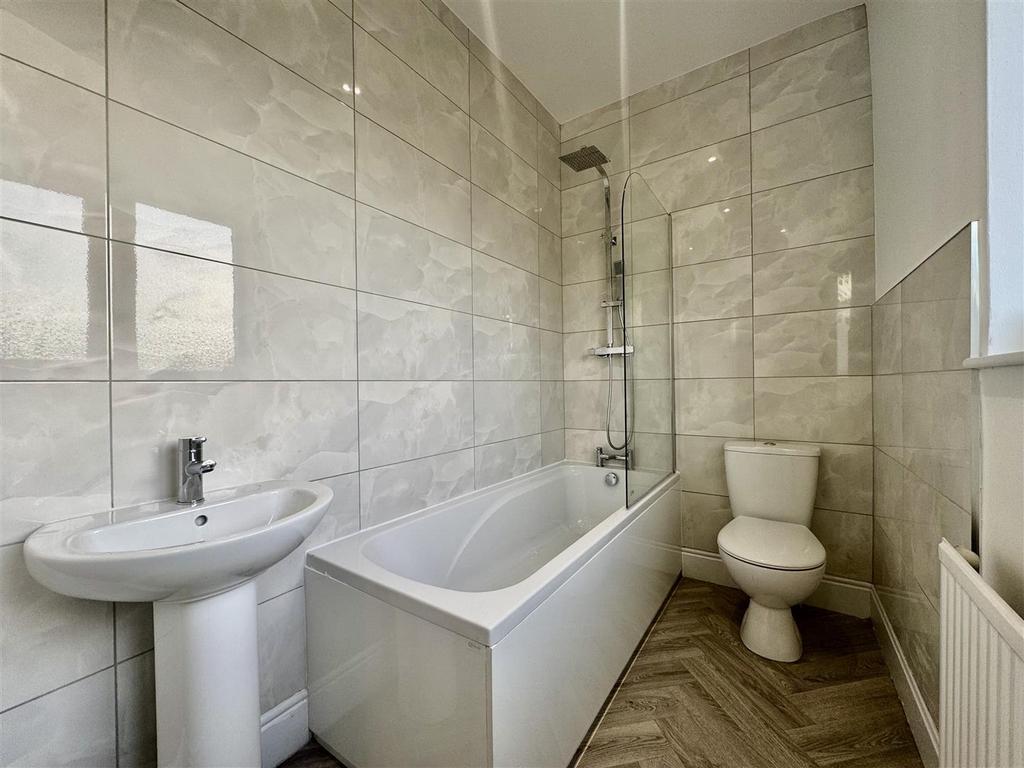 Family bathroom