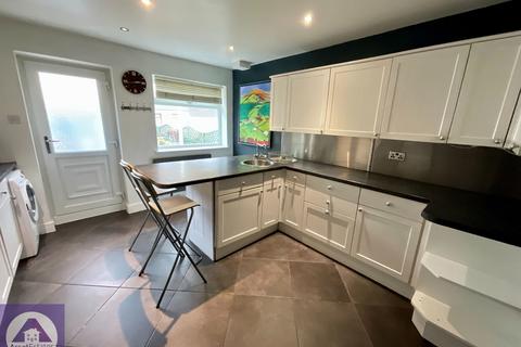 3 bedroom terraced house to rent, Kimberley Road, Six Bells, Abertillery