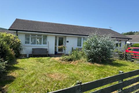 4 bedroom detached bungalow for sale, Ger Y Llan, Penrhyncoch, Aberystwyth