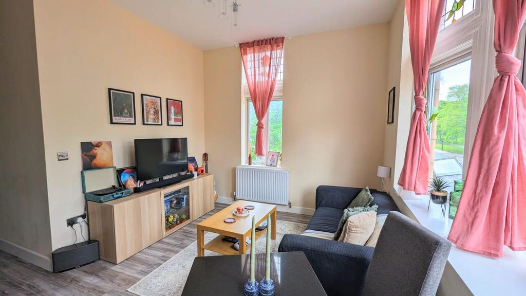 1 A the Crescent- Living Room.jpg