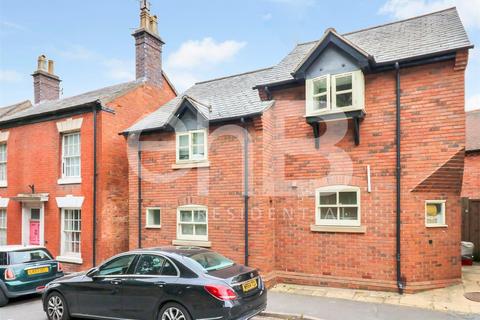 undefined, Priory Road, Warwick