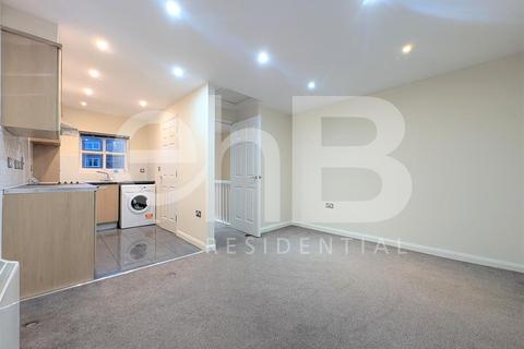 undefined, Priory Road, Warwick