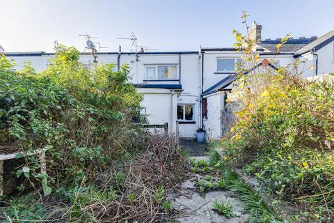 undefined, 6 Highwalls Road, Dinas Powys, The Vale Of Glamorgan. CF64 4AG