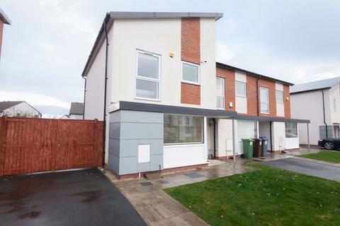 Carbis Avenue, Manchester, M11