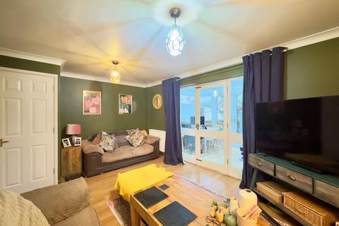 3 bedroom end of terrace house for sale, Moir Court, Wantage, OX12