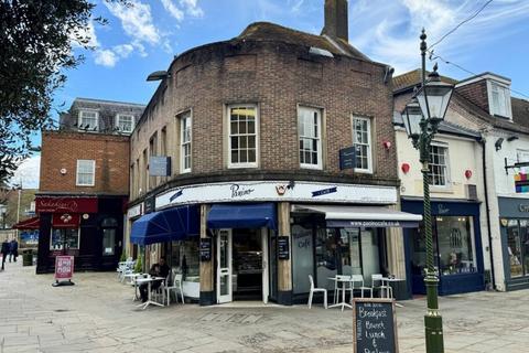 Office for sale, 43-44B Carfax Horsham RH12 1EQ