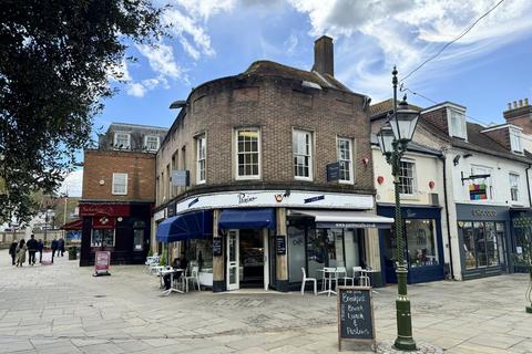 Office for sale, 43-44B Carfax Horsham RH12 1EQ