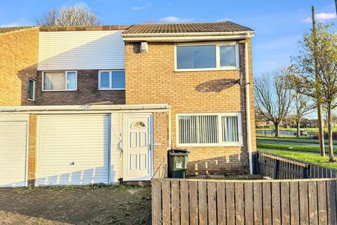 3 bedroom end of terrace house for sale, Redcliffe Way, Blakelaw, Newcastle upon Tyne, Tyne and Wear, NE5 3TT