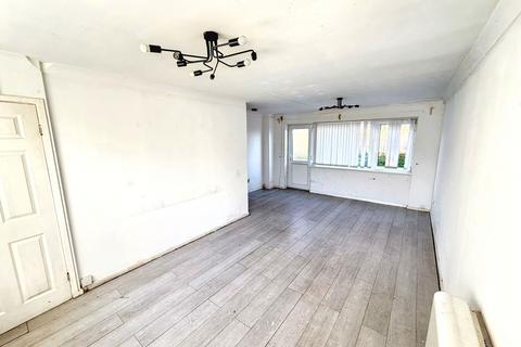 3 bedroom end of terrace house for sale, Redcliffe Way, Blakelaw, Newcastle upon Tyne, Tyne and Wear, NE5 3TT