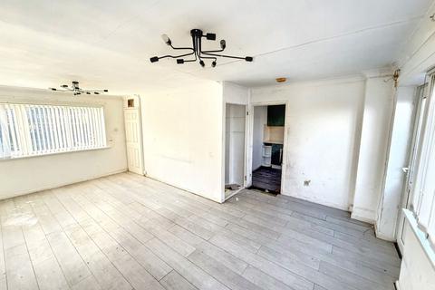 3 bedroom end of terrace house for sale, Redcliffe Way, Blakelaw, Newcastle upon Tyne, Tyne and Wear, NE5 3TT