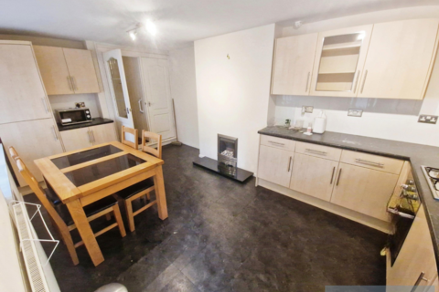 4 bedroom terraced house to rent, Allensbank Road, Caerdydd, CF14