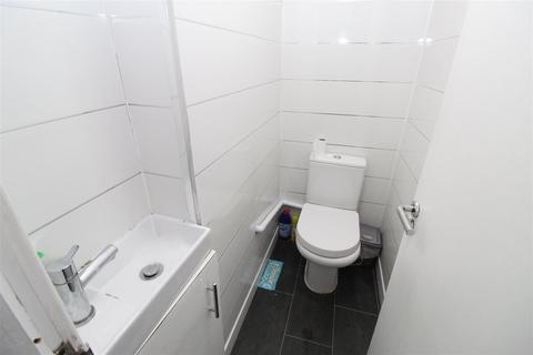 7 bedroom house to rent, Pen Y Wain Road, Cardiff CF24