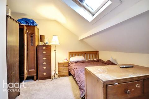 2 bedroom end of terrace house for sale, West Street, Nottingham