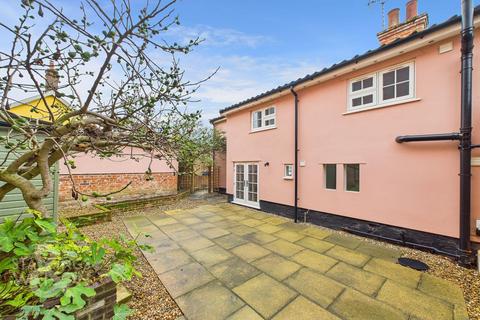undefined, Dove Lane, Eye