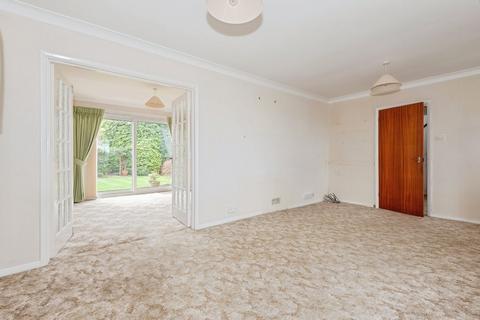 4 bedroom detached house for sale, Norbury Way, Leatherhead KT23