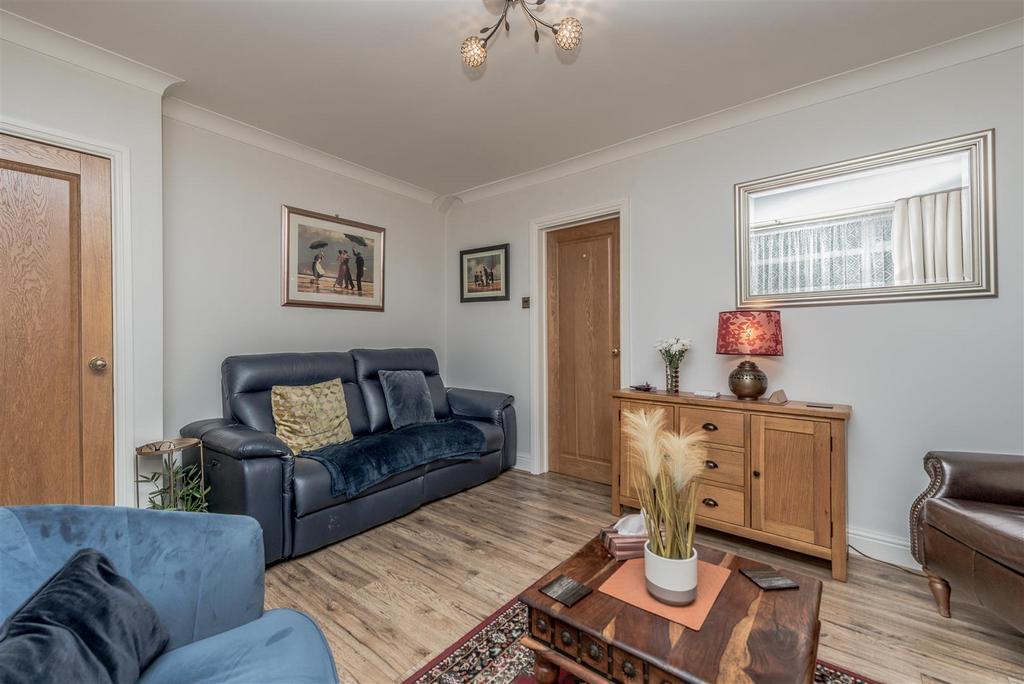 Living Room: