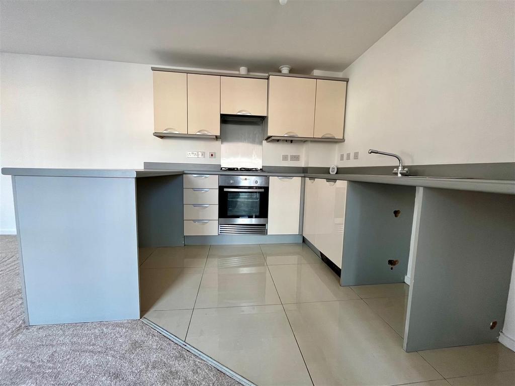 Kitchen Area.jpg