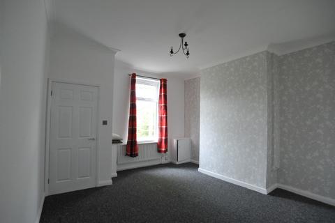 2 bedroom end of terrace house to rent, Horrocks Street, Tyldesley M29