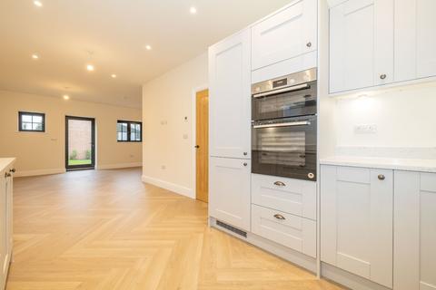 4 bedroom semi-detached house to rent, Hoath Road, Hoath, Canterbury, Kent, CT3