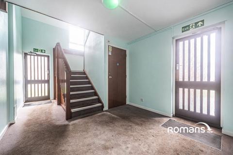 undefined, Wyre Court, Tilehurst, Reading, RG31
