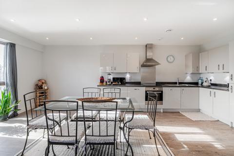 3 bedroom apartment for sale, Waterfront Heights, 152a Mount Pleasant, Wembley, HA0