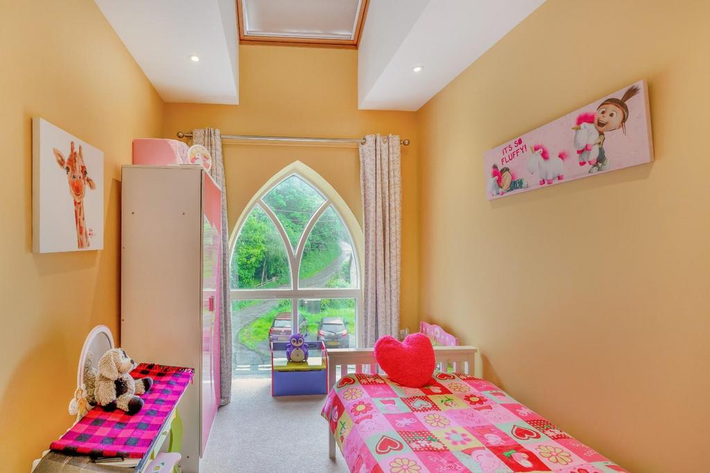 8591703-interior06.jpg